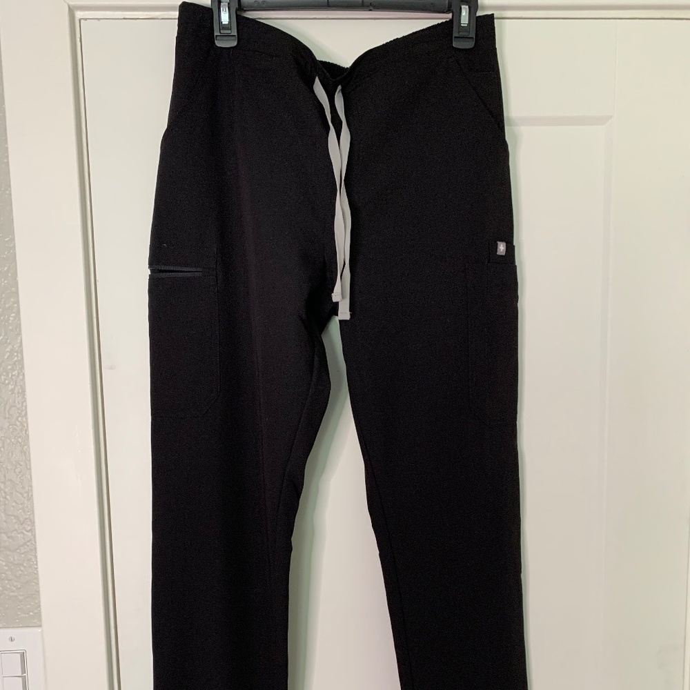 Figs Scrub Pants- YOLA Skinny M Tall Black